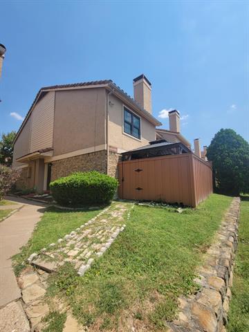 4230 Madera Rd in Irving, TX - Building Photo