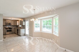 493 Stonemill Manor in Lithonia, GA - Building Photo - Building Photo