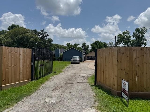 13829 Quention Dr in Houston, TX - Building Photo - Building Photo