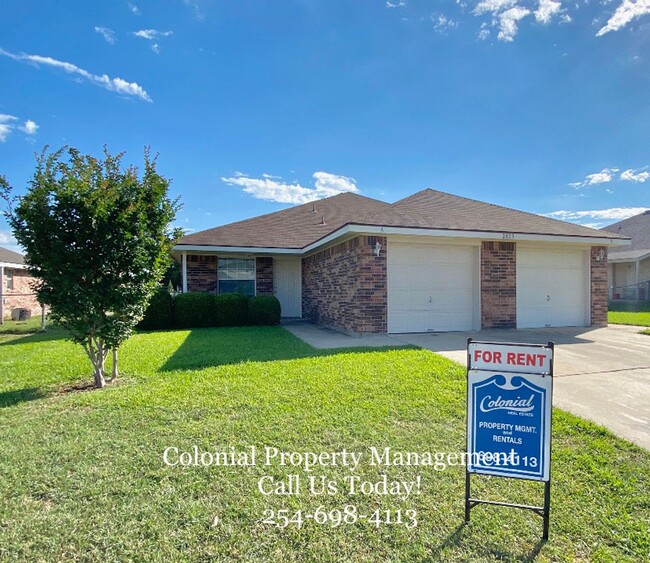 property at 2805 Alma Dr