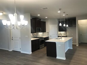 14310 McCoy Lp in Austin, TX - Building Photo - Building Photo