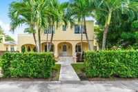 1201 N Swinton Ave in Delray Beach, FL - Foto de edificio - Building Photo