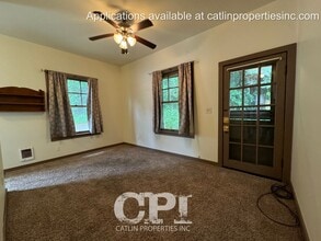 59 Main St in Cathlamet, WA - Building Photo - Building Photo