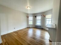 158 Boston St photo'
