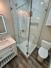 313 N Llewellyn Ave in Dallas, TX - Building Photo - Building Photo