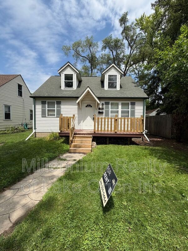 property at 735 E Milton Ave