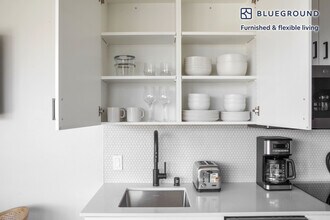 1305 E Marion St in Seattle, WA - Building Photo - Building Photo