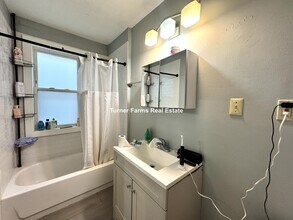 23 Granite St, Unit 2 in Somerville, MA - Building Photo - Building Photo