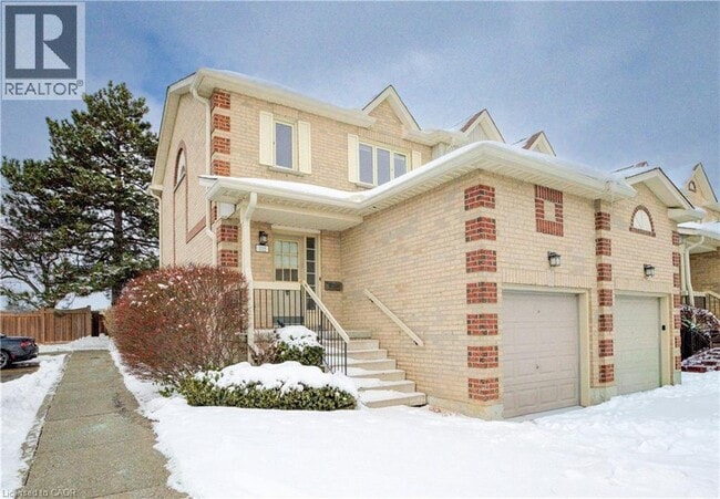 302 College Ave W in Guelph, ON - Building Photo - Building Photo