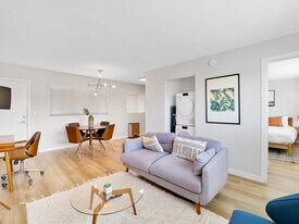 CitiZen Beach Collection on Broadway in Redondo Beach, CA - Building Photo