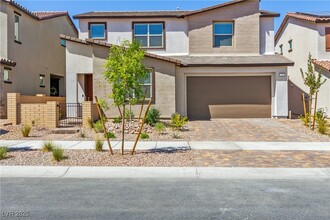 737 Black Palace St in Henderson, NV - Building Photo - Building Photo