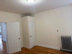 165 N Oraton Pkwy in East Orange, NJ - Building Photo - Building Photo