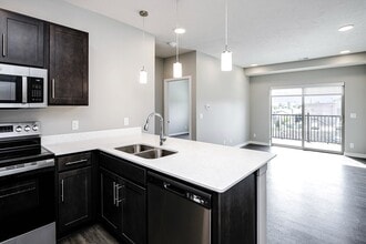 VUE19 in Bellevue, NE - Foto de edificio - Building Photo