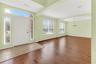 509 Lochwood Dr in Murphy, TX - Building Photo - Building Photo