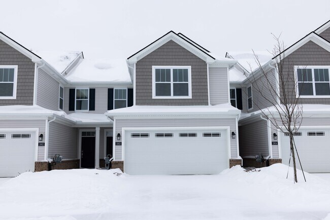 1903 Salt Springs Dr in Saline, MI - Building Photo - Building Photo