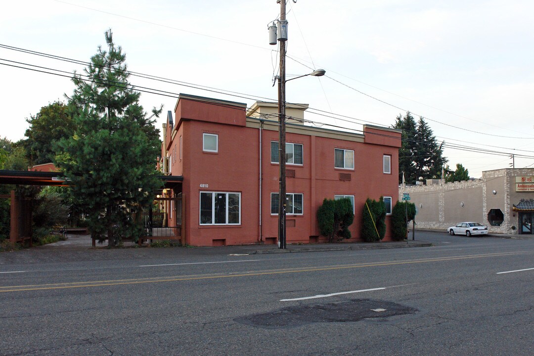 Rose Wood Apartments in Portland, OR - Building Photo