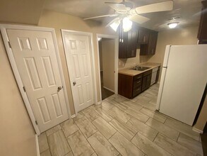 2534 J St in Lincoln, NE - Building Photo - Building Photo