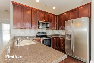 2232 Winding River Dr in Charlotte, NC - Building Photo - Building Photo