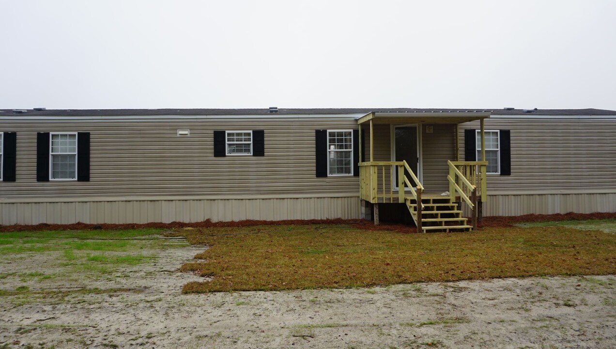 3930 Rowell Rd in Valdosta, GA - Foto de edificio