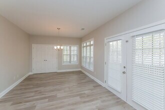 184 Greenview Dr in Newnan, GA - Building Photo - Building Photo
