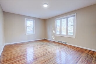 100 Bleacker Rd in Rochester, NY - Building Photo - Building Photo