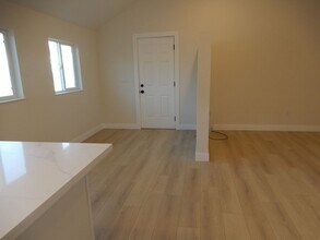 4820 Parker Ave in Sacramento, CA - Building Photo - Building Photo