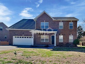 140 Abbey Rd in Lebanon, TN - Building Photo