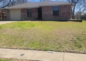 1718 Hudspeth Ave in Dallas, TX - Building Photo