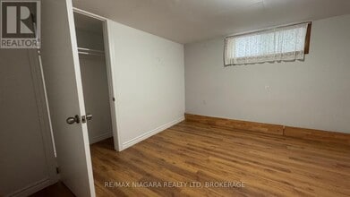 6286 Culp St in Niagara Falls, ON - Building Photo - Building Photo