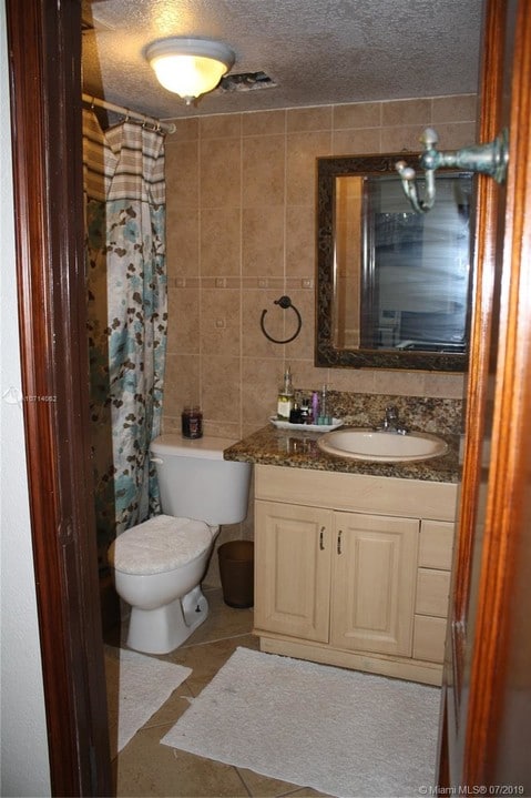 1060 NW 7th St-Unit -205 in Miami, FL - Building Photo