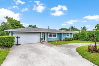 15 NE 18th St in Delray Beach, FL - Foto de edificio - Building Photo