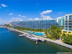 2950 NE 188th St in Aventura, FL - Foto de edificio - Building Photo