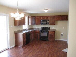 131 Whisper Ridge Dr in Port Matilda, PA - Building Photo - Building Photo