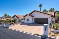 73095 Deer Grass Dr in Palm Desert, CA - Foto de edificio - Building Photo