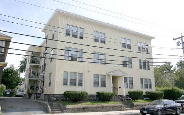 445-447 Andover St in Lawrence, MA - Foto de edificio