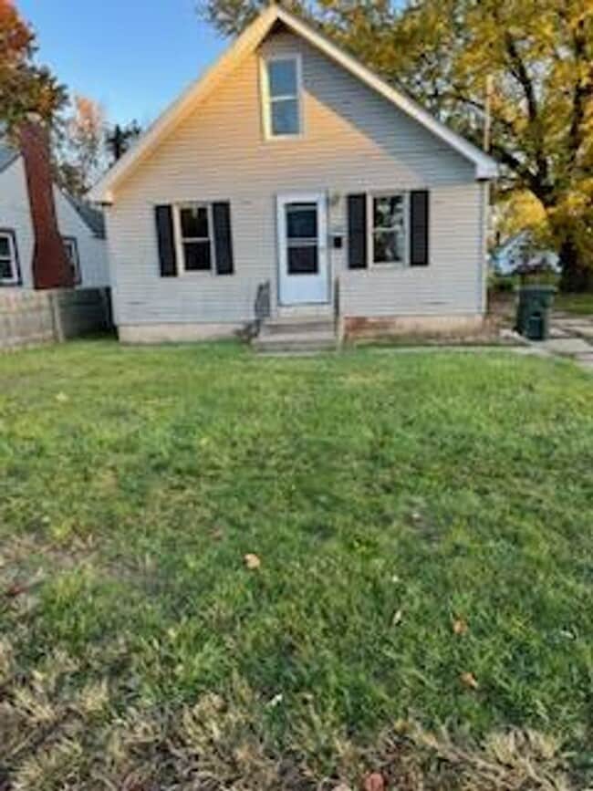 property at 2337 20th St NE