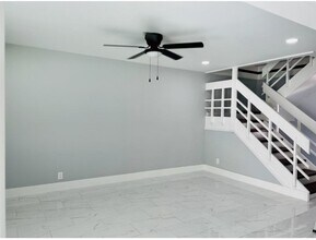 314 Sunshine Dr, Unit 314 in Coconut Creek, FL - Building Photo - Building Photo