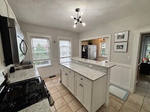 24 Teele Ave in Somerville, MA - Building Photo - Building Photo