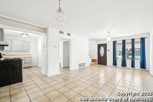 4043 Tropical Dr in San Antonio, TX - Building Photo - Building Photo