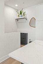 662 Glick Ct NW in Washington, DC - Building Photo - Building Photo