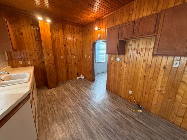 714 Commercial St in Danville, IL - Building Photo - Building Photo