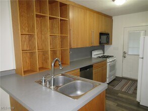 3754 W 130th St in Cleveland, OH - Building Photo - Building Photo