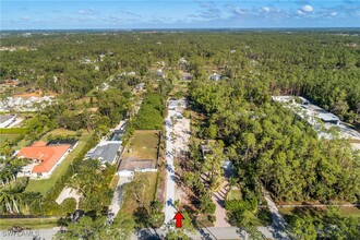 6147 English Oaks Ln in Naples, FL - Building Photo - Building Photo