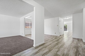 600 Silver Lace Blvd in Fernley, NV - Building Photo - Building Photo
