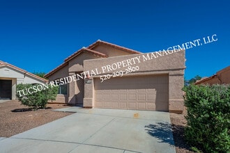 11174 N Sand Pointe Dr in Oro Valley, AZ - Building Photo - Building Photo