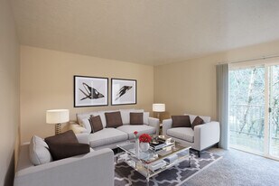 Silver Oak Apartments