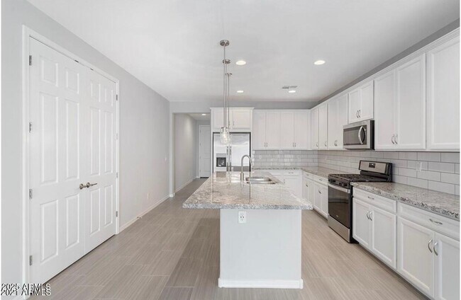 10724 W San Juan Ave in Phoenix, AZ - Building Photo - Building Photo