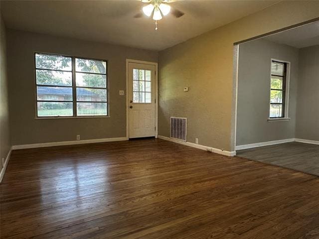 400 E Liberty St in Pilot Point, TX - Building Photo - Building Photo