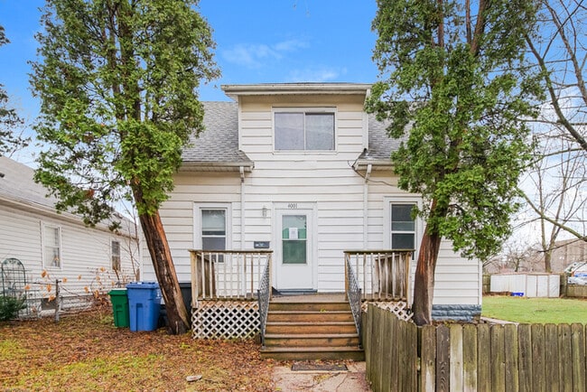 property at 4001 36th Ave S