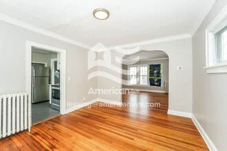 3916 Orchard Rd in Cleveland Heights, OH - Foto de edificio - Building Photo